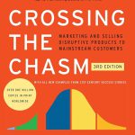 کتاب Crossing the Chasm (عبور از شکاف) نسخه انگلیسی PDF | جفری مور